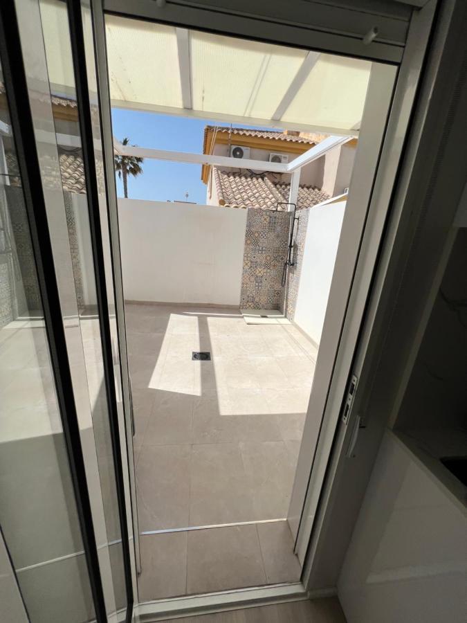Ferienwohnung Bonito Adosado Con Piscina A 200 M De La Playa El Mojon  Exterior foto