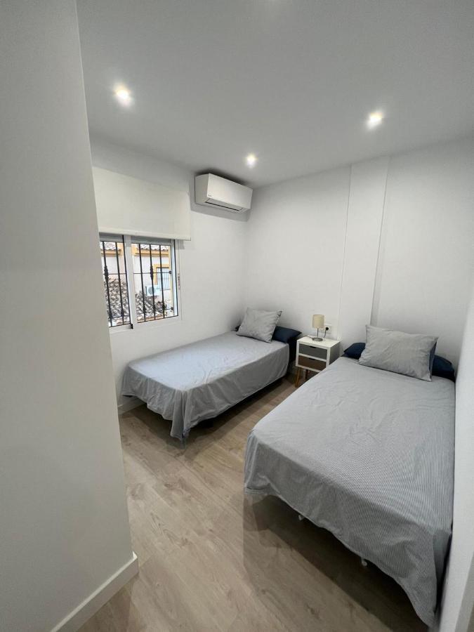 Ferienwohnung Bonito Adosado Con Piscina A 200 M De La Playa El Mojon  Exterior foto