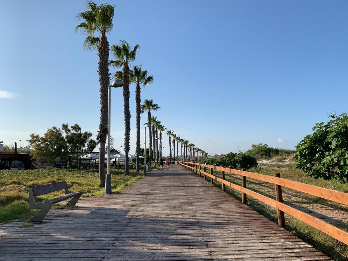 Ferienwohnung Bonito Adosado Con Piscina A 200 M De La Playa El Mojon  Exterior foto