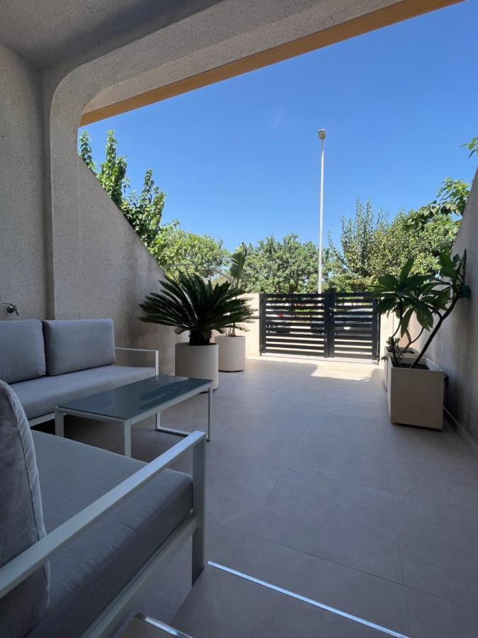 Ferienwohnung Bonito Adosado Con Piscina A 200 M De La Playa El Mojon  Exterior foto