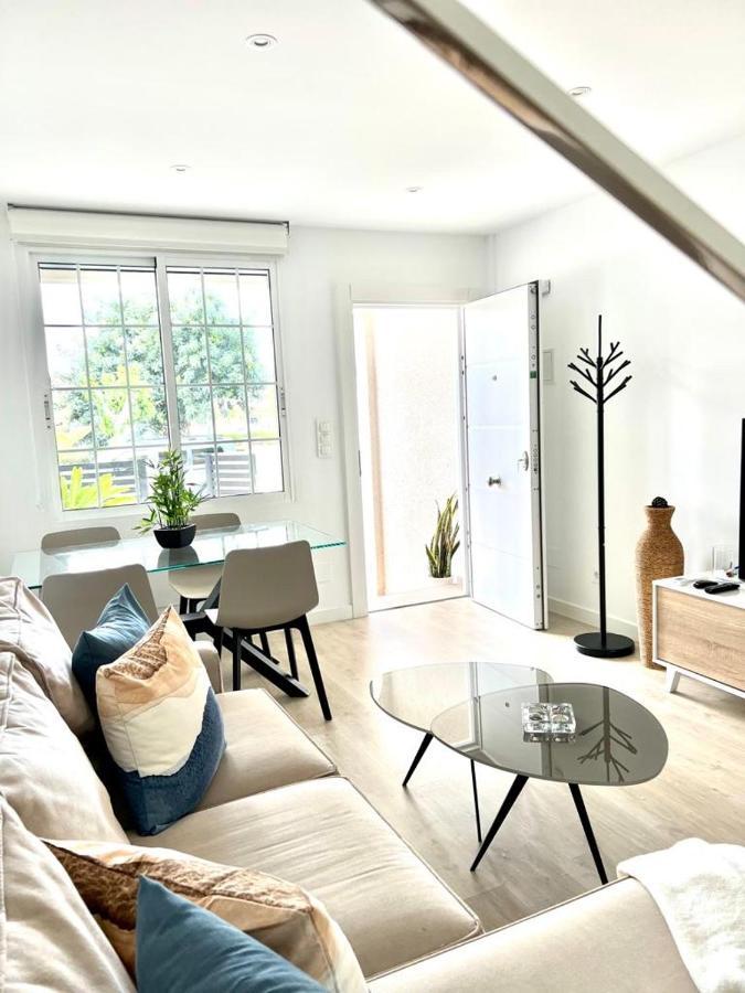 Ferienwohnung Bonito Adosado Con Piscina A 200 M De La Playa El Mojon  Exterior foto