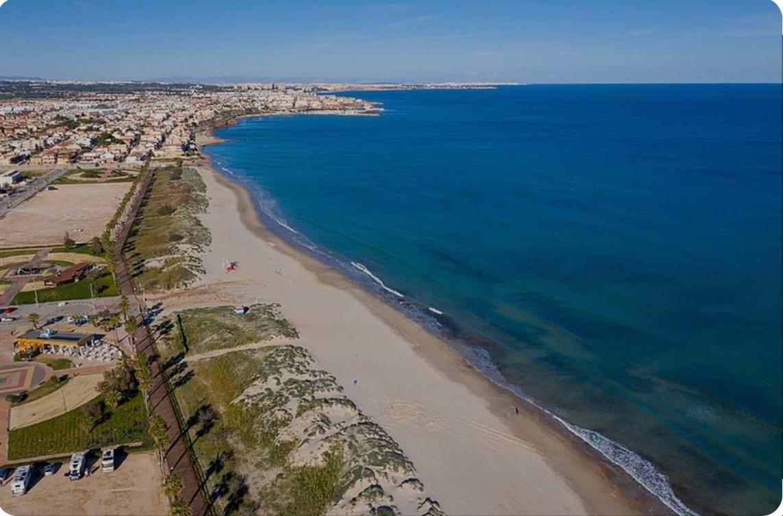 Ferienwohnung Bonito Adosado Con Piscina A 200 M De La Playa El Mojon  Exterior foto
